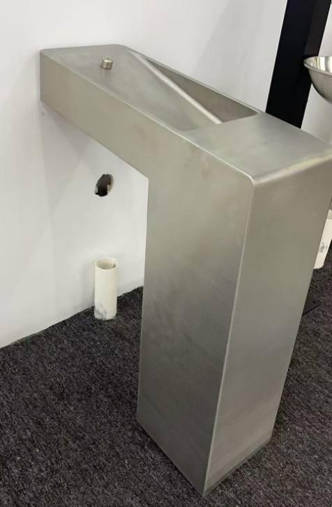 Wall-mounted park drinking fountain for outdoor drinking water fountain in Oman projects